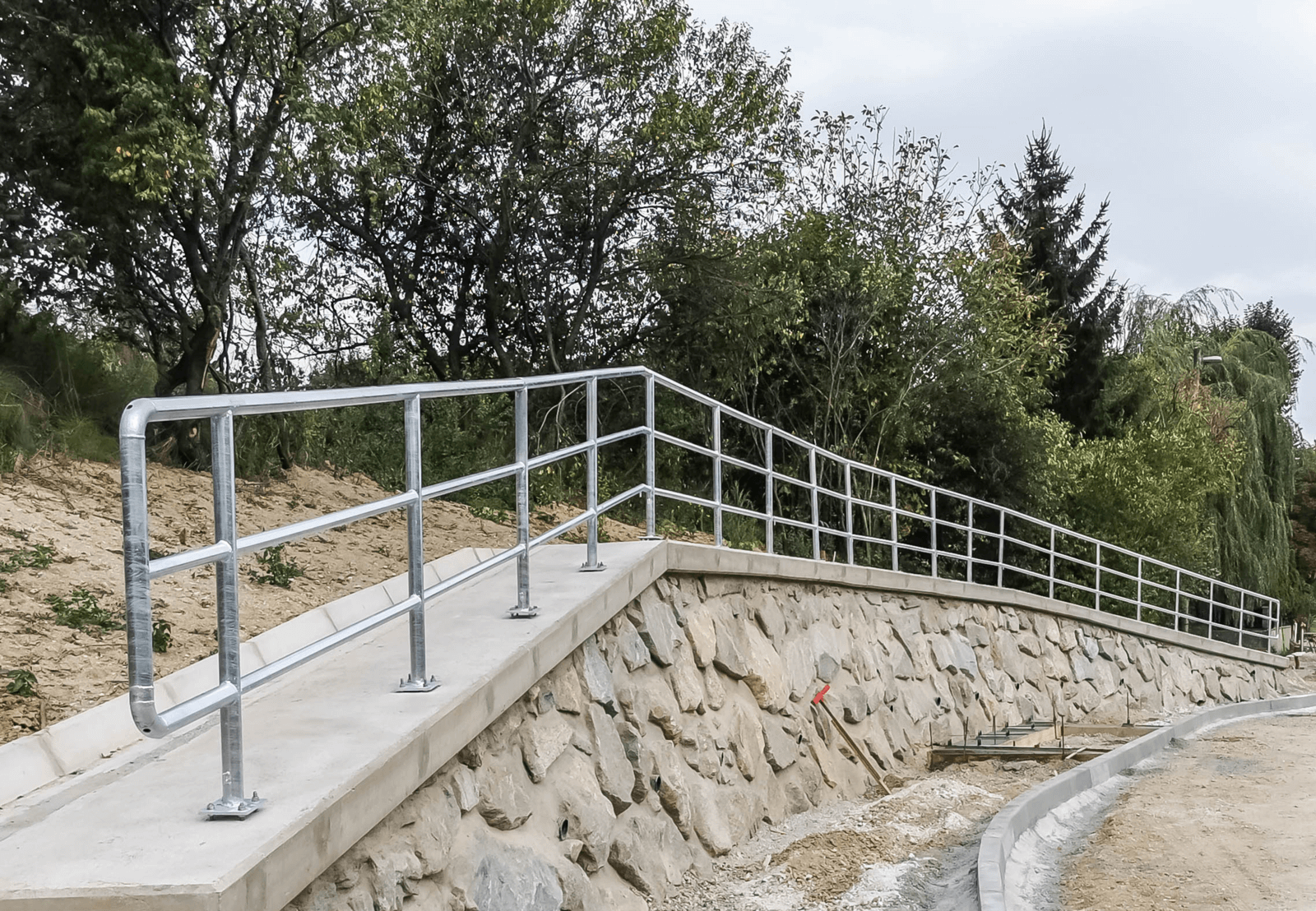 Primer varnostne ograje 1