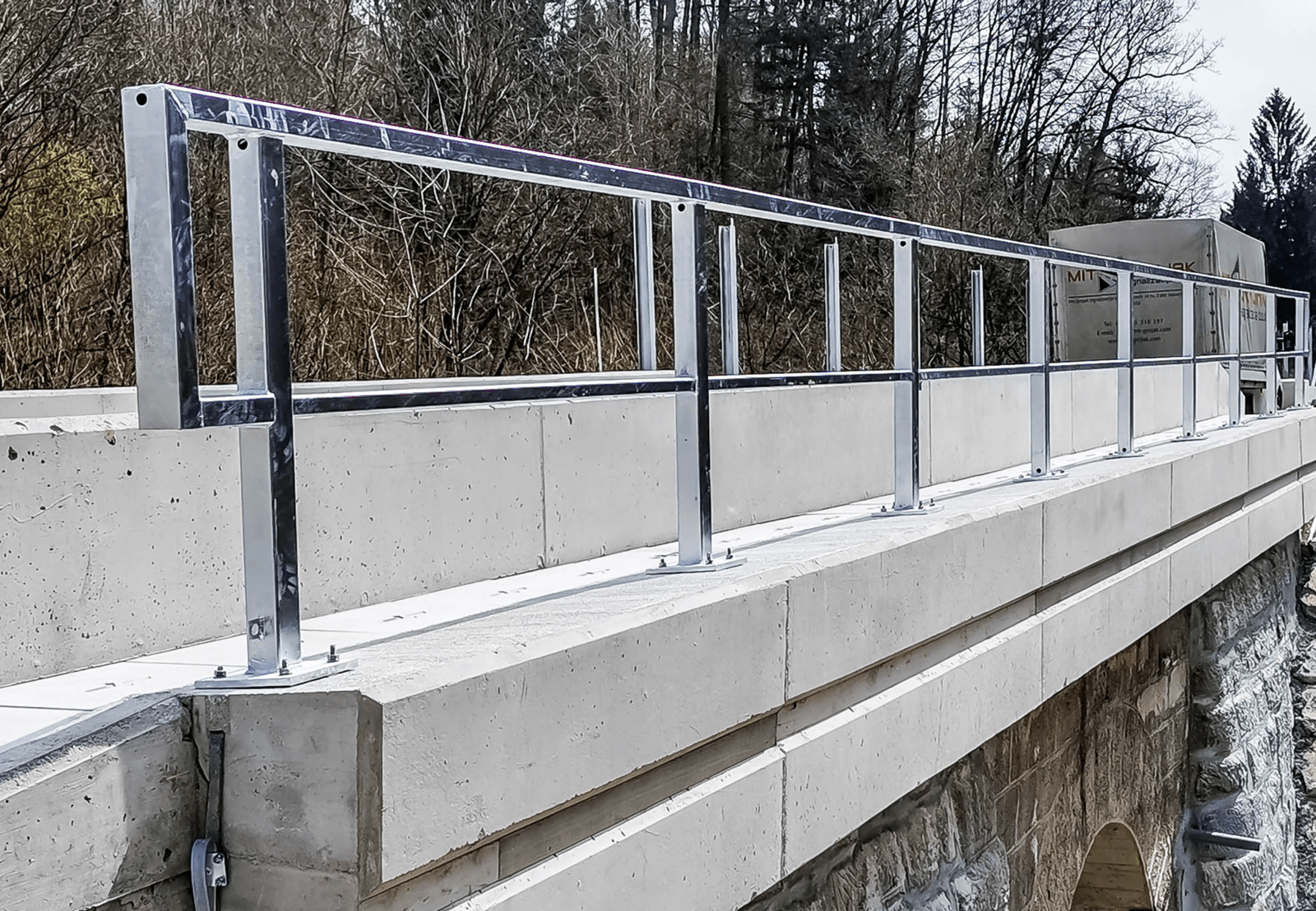 Primer varnostne ograje 2