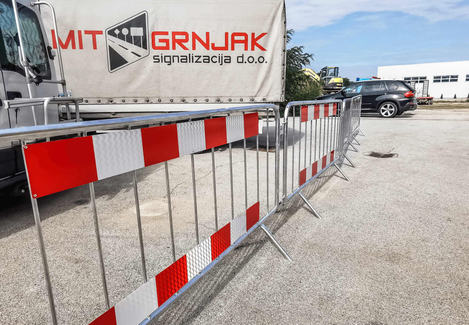 Primer 1 prireditvenih ograj