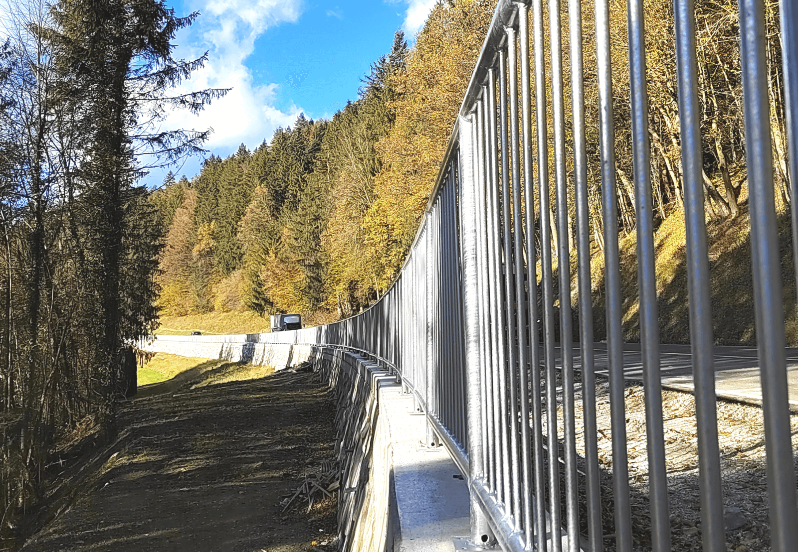 Vertikalne varovalne ograje